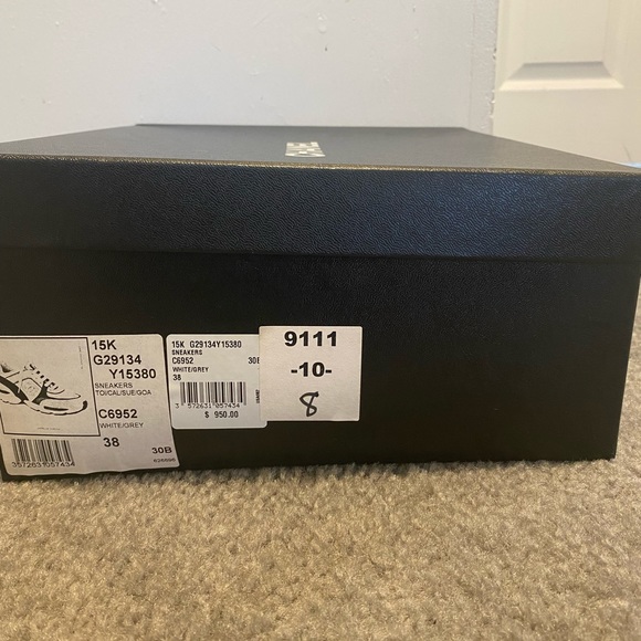 Chanel Sneakers size 38 (8) - Picture 2 of 7